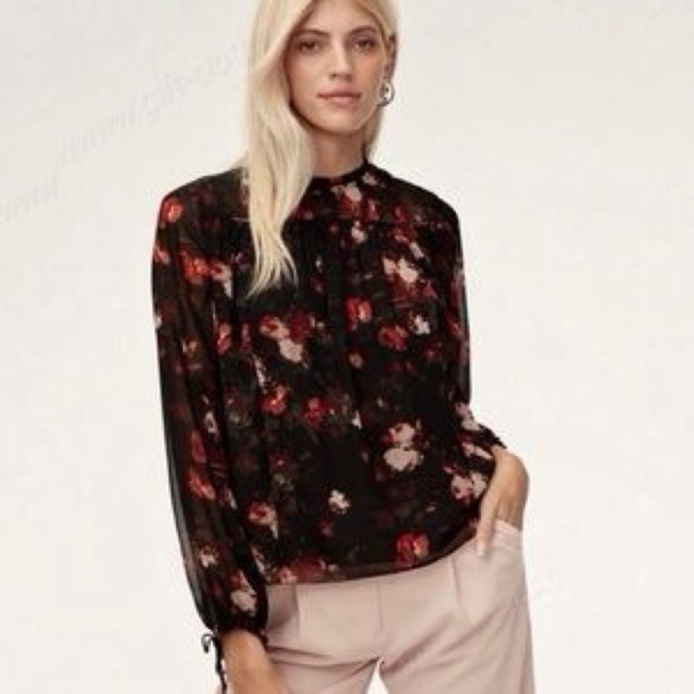 Aritzia Wilfred Lourdes blouse